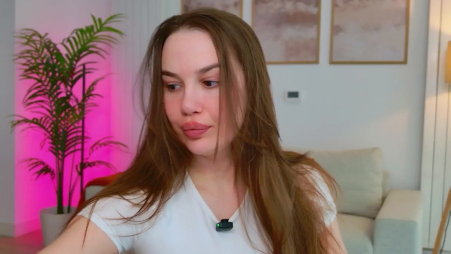 Gallery image thumbnail from XMirrabbellaX's myfreecams stream on, 02/25/2026, 14:59 image 11 of 20