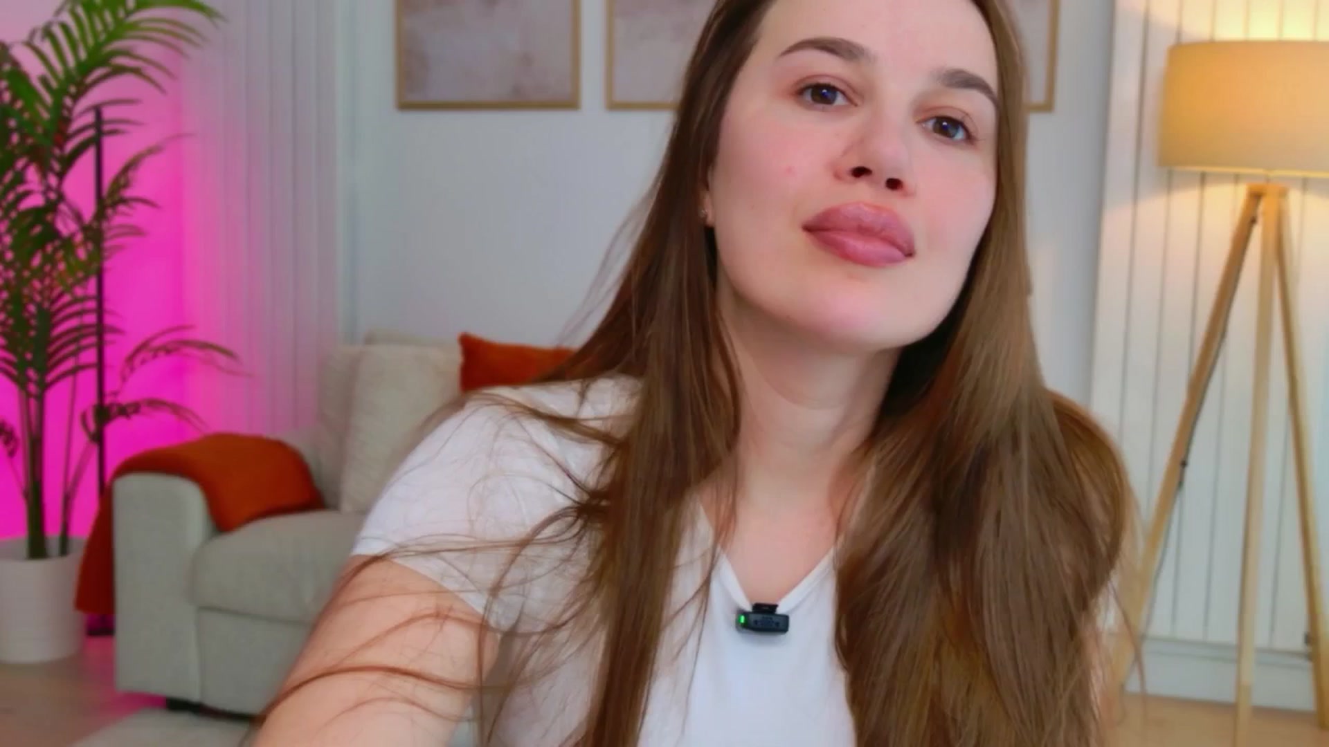 Gallery image thumbnail from XMirrabbellaX's myfreecams stream on, 02/25/2026, 14:59 image 2 of 20