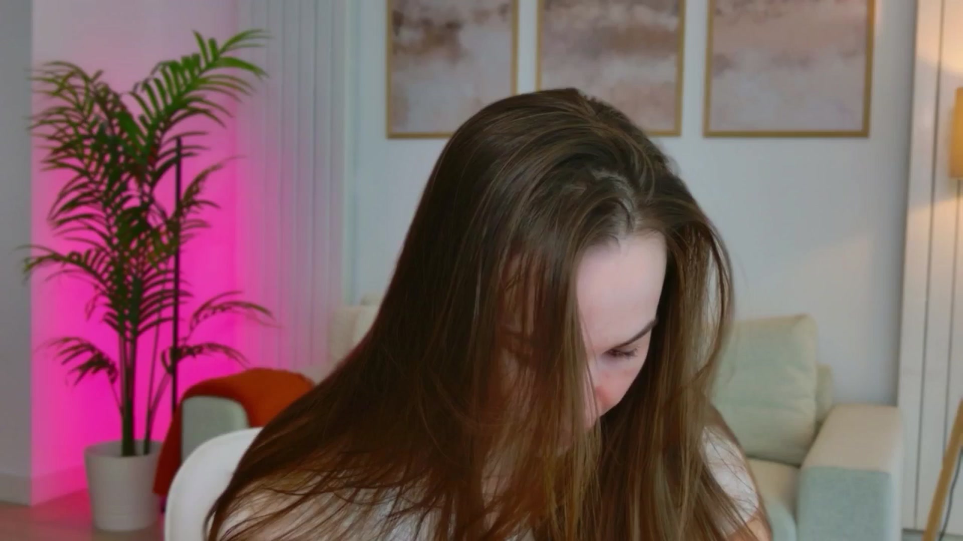Gallery image thumbnail from XMirrabbellaX's myfreecams stream on, 02/25/2026, 14:59 image 13 of 20