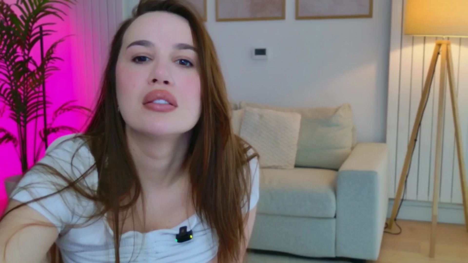Gallery image thumbnail from XMirrabbellaX's myfreecams stream on, 02/26/2026, 11:55 image 9 of 20