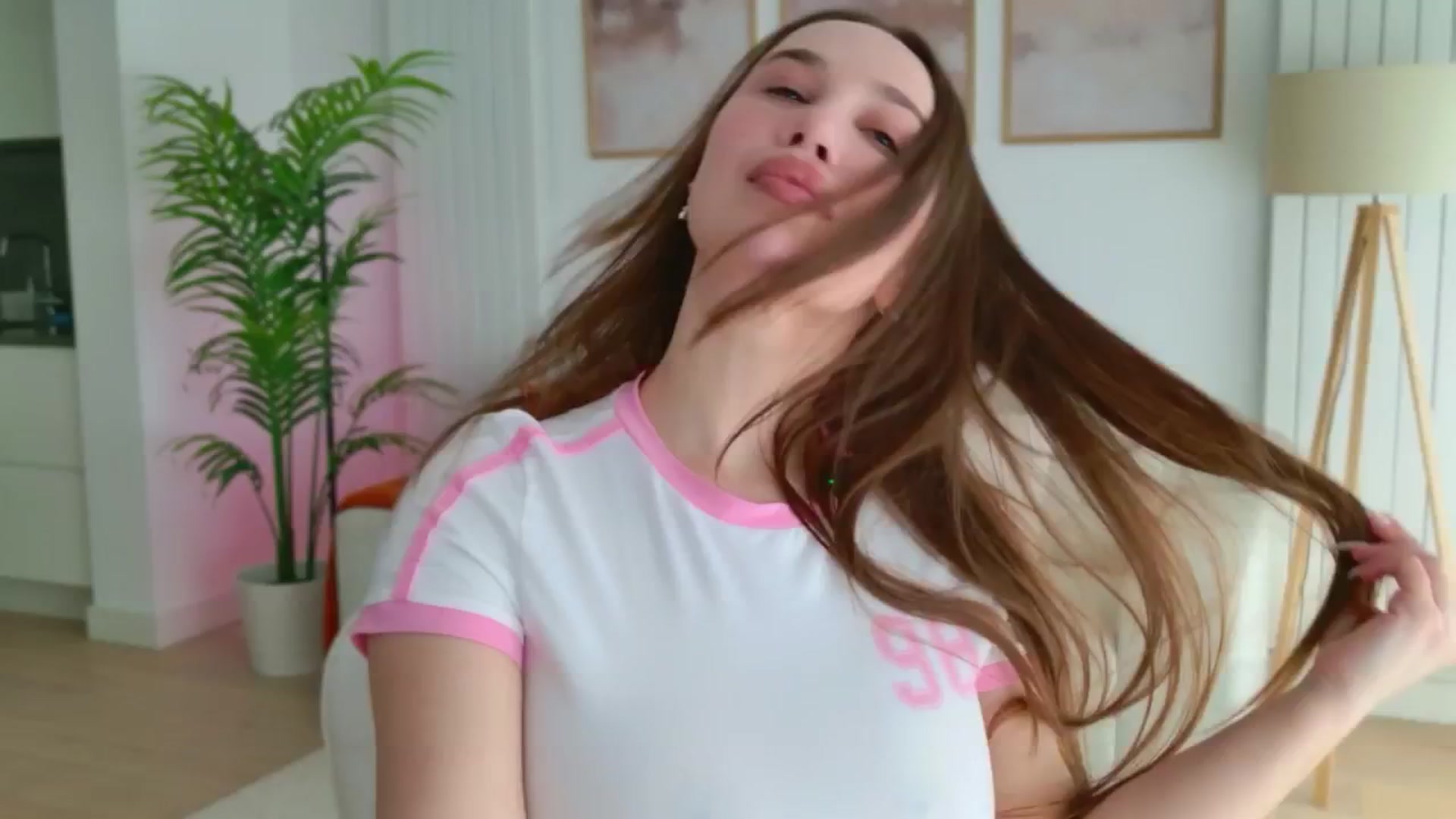 Gallery image thumbnail from XMirrabbellaX's myfreecams stream on, 03/03/2026, 12:28 image 20 of 20