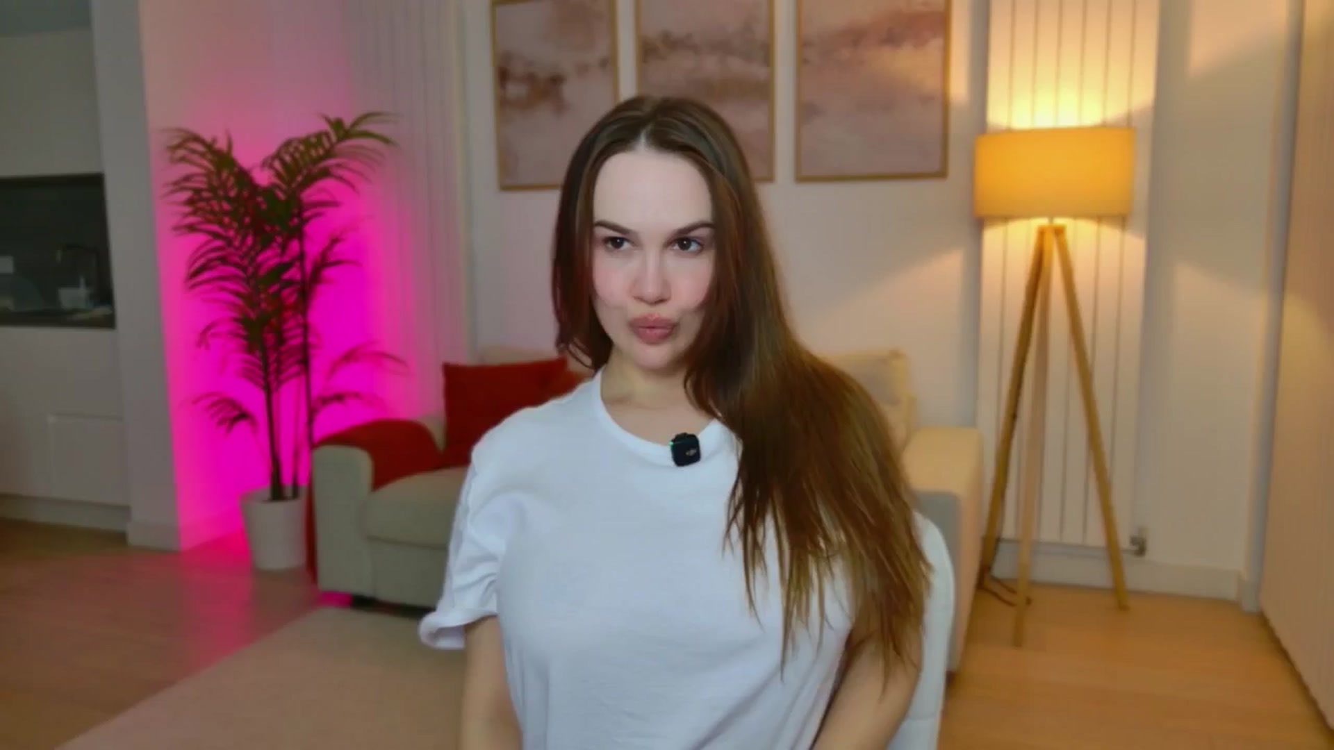 Gallery image thumbnail from XMirrabbellaX's myfreecams stream on, 03/03/2026, 19:06 image 13 of 20