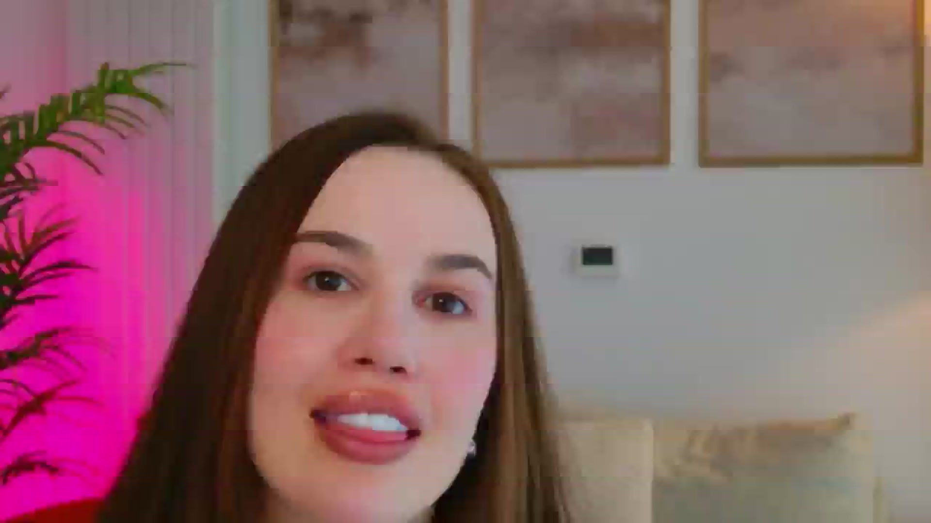 Gallery image thumbnail from XMirrabbellaX's myfreecams stream on, 03/11/2026, 17:02 image 8 of 20