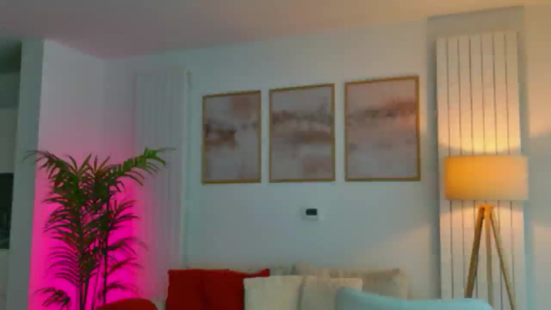 Gallery image thumbnail from XMirrabbellaX's myfreecams stream on, 03/18/2026, 16:59 image 3 of 20