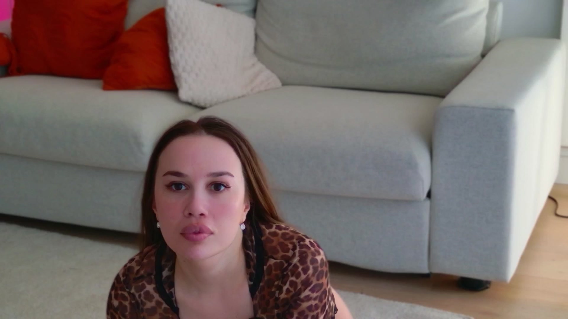 Gallery image thumbnail from XMirrabbellaX's myfreecams stream on, 04/07/2026, 13:49 image 3 of 20