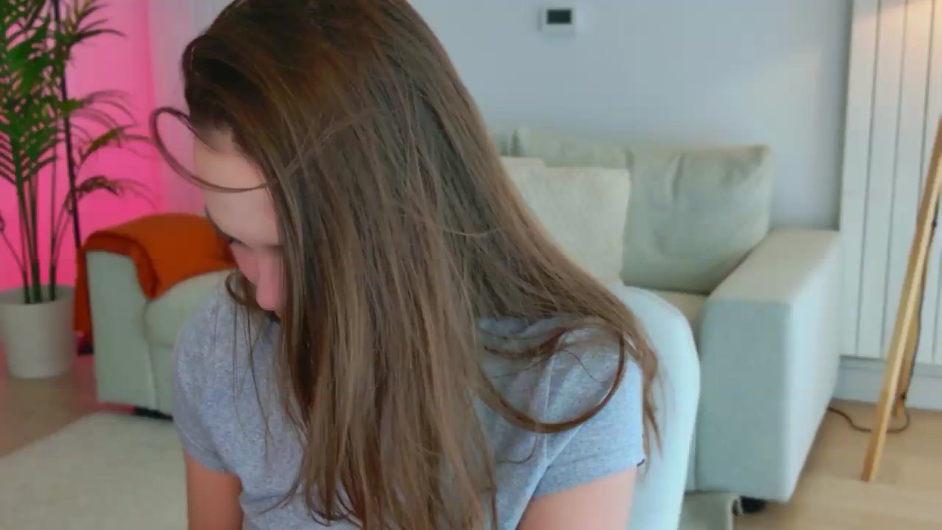 Gallery image thumbnail from XMirrabbellaX's myfreecams stream on, 05/14/2026, 13:27 image 9 of 20