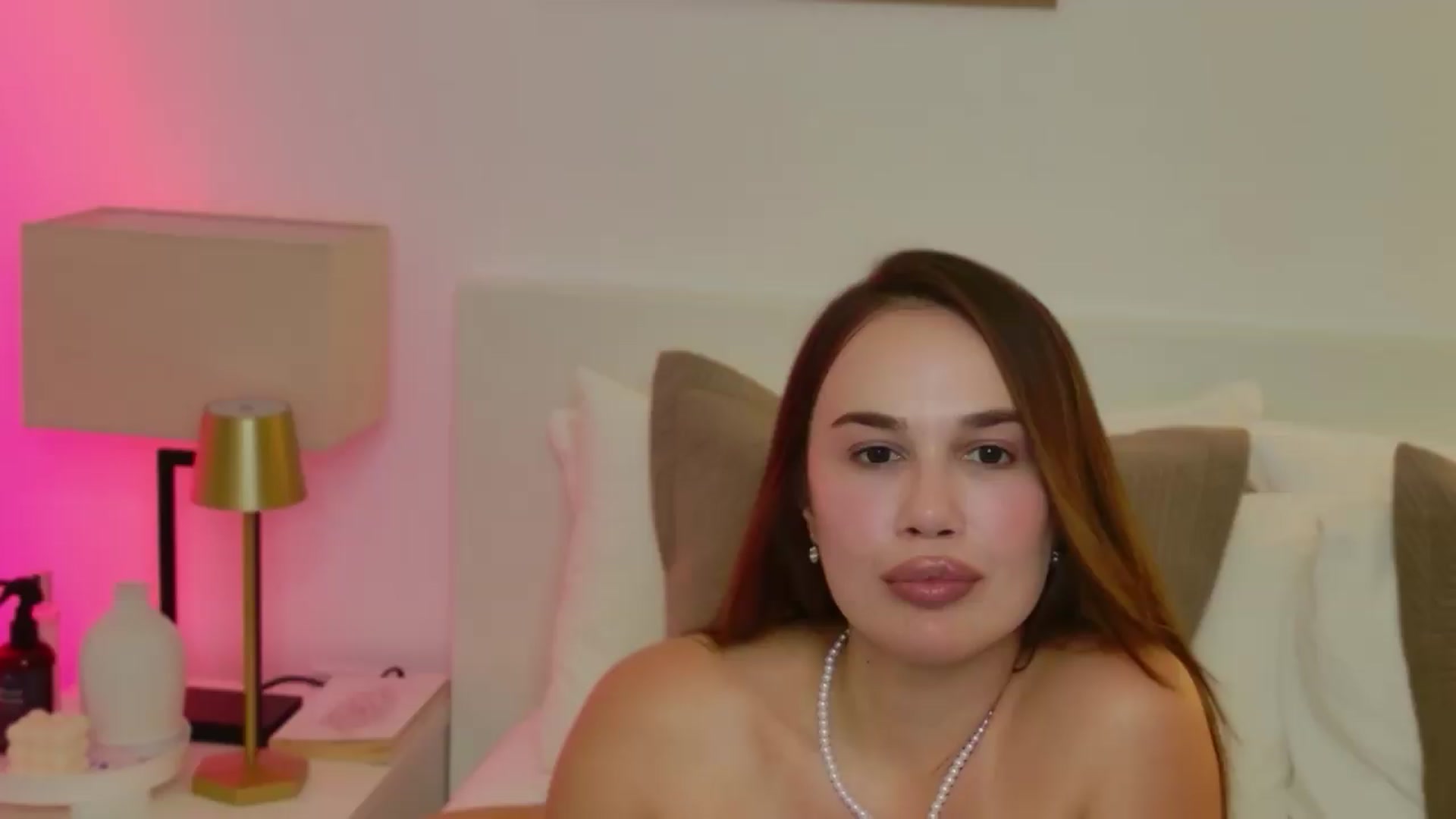 Gallery image thumbnail from XMirrabbellaX's myfreecams stream on, 06/24/2026, 15:50 image 13 of 20