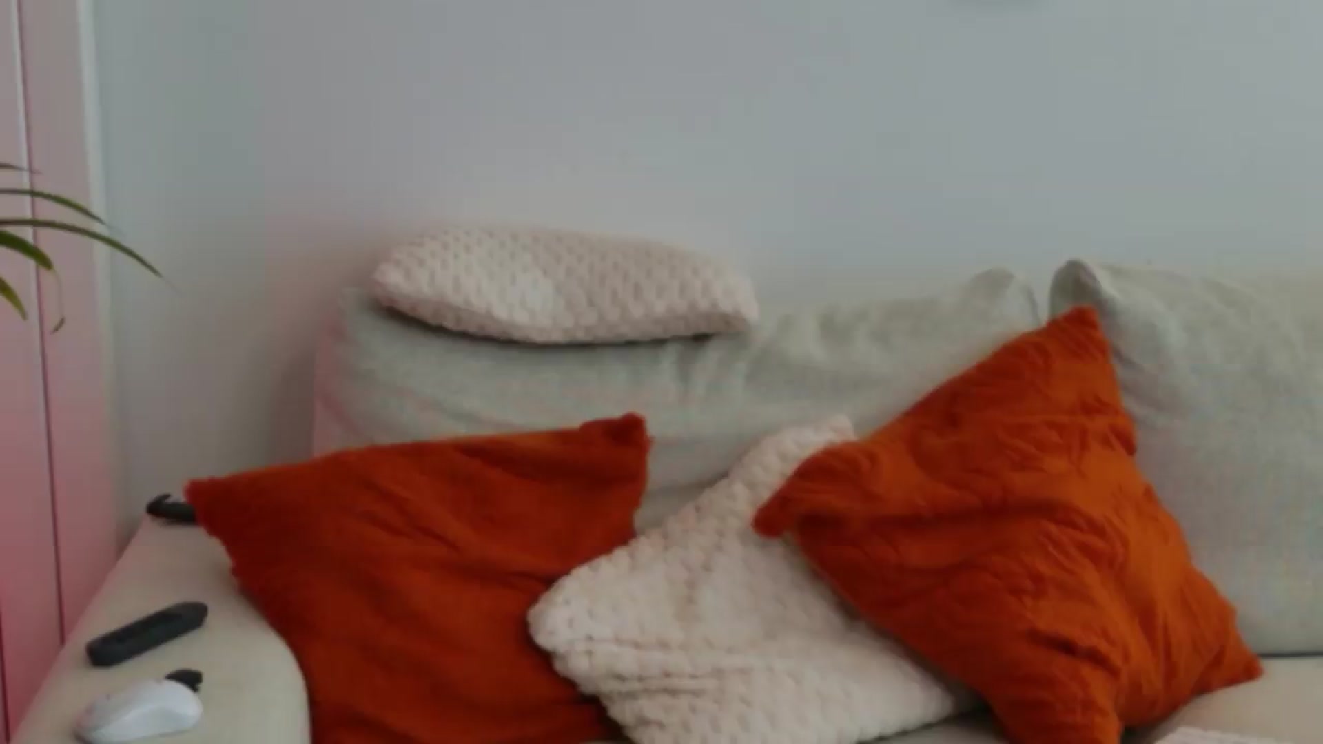 Gallery image thumbnail from XMirrabbellaX's myfreecams stream on, 07/15/2026, 12:08 image 18 of 20