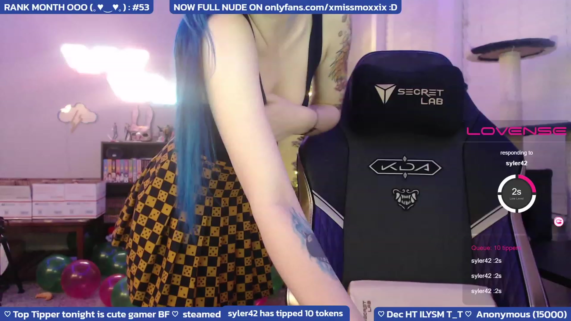 Gallery image thumbnail from XMissMoxxiX's myfreecams stream on, 12/09/2022, 03:50 image 12 of 20