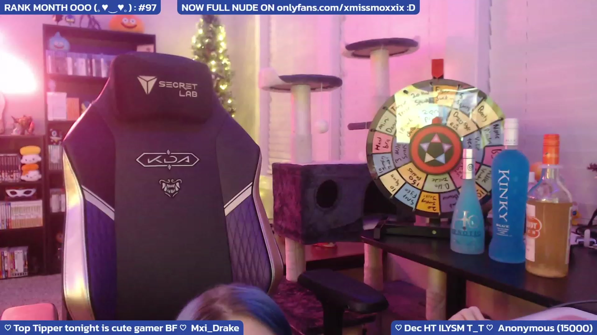 Gallery image thumbnail from XMissMoxxiX's myfreecams stream on, 12/30/2022, 06:44 image 12 of 20