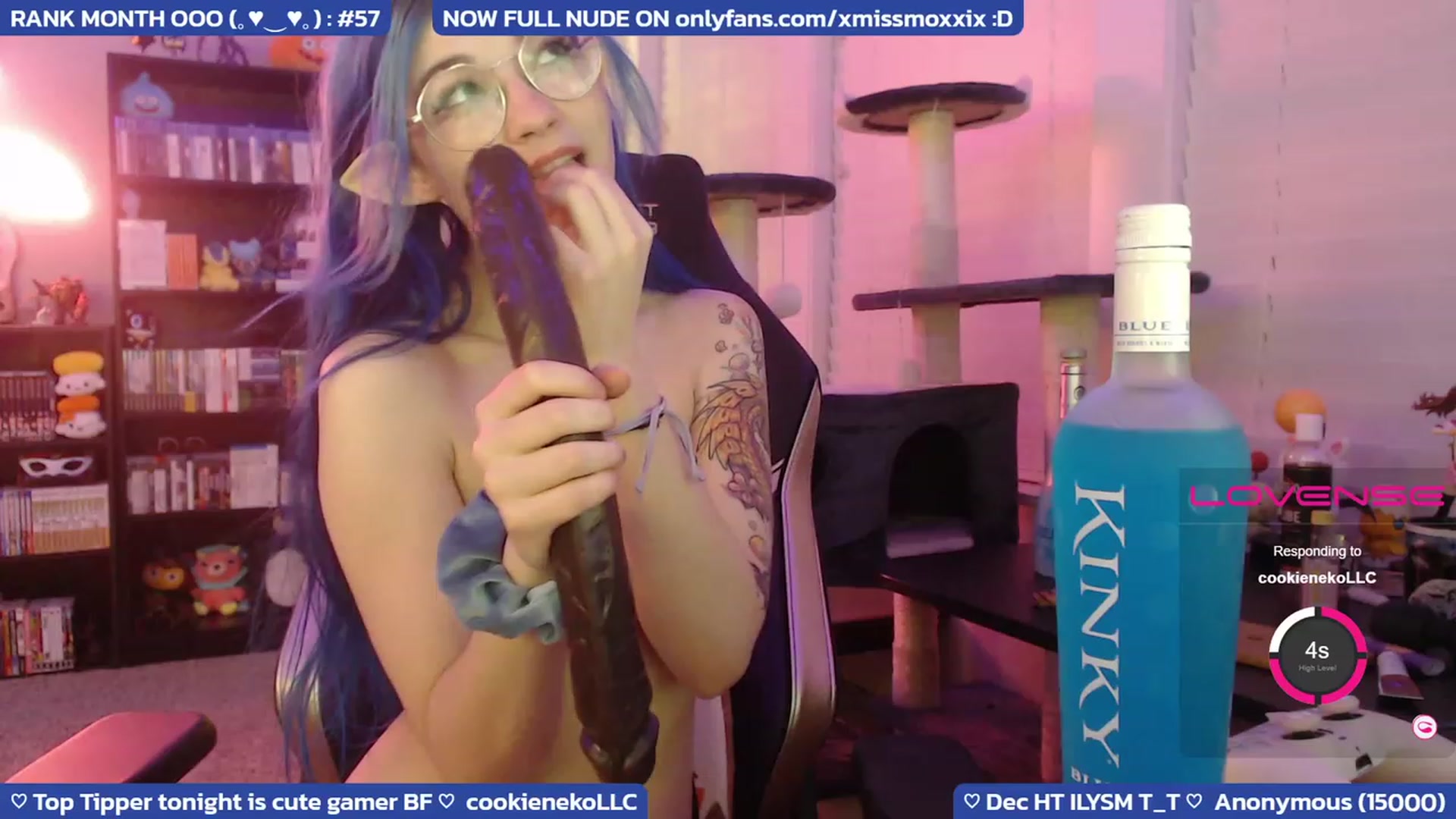 Gallery image thumbnail from XMissMoxxiX's myfreecams stream on, 01/01/2023, 08:22 image 14 of 20
