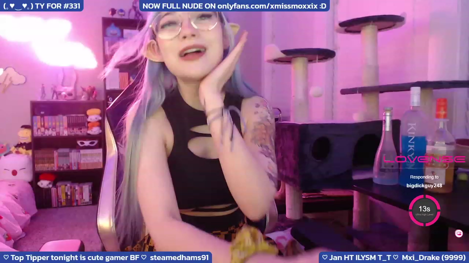 Gallery image thumbnail from XMissMoxxiX's myfreecams stream on, 01/21/2023, 06:58 image 9 of 20