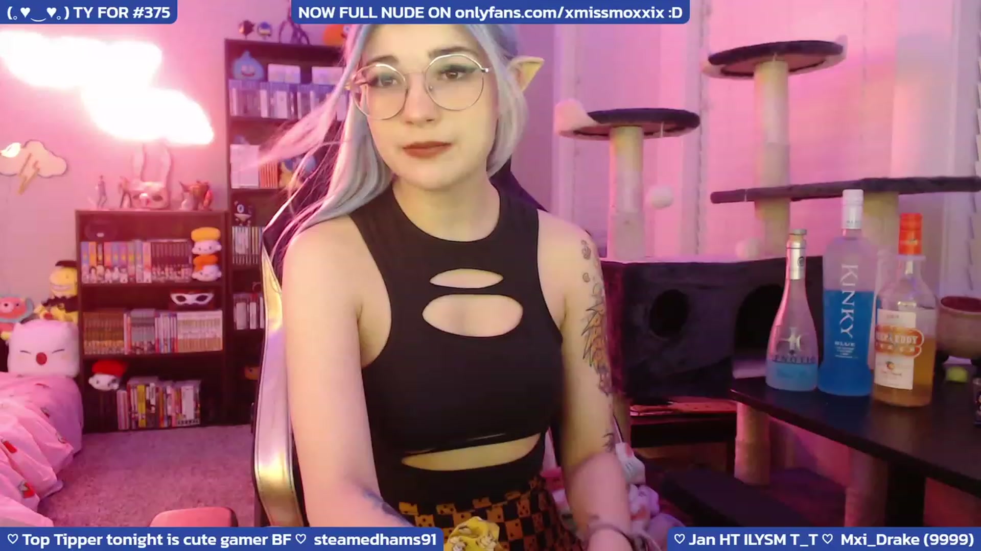 Gallery image thumbnail from XMissMoxxiX's myfreecams stream on, 01/21/2023, 06:58 image 1 of 20