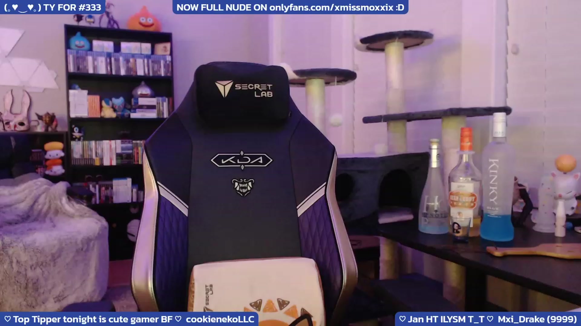 Gallery image thumbnail from XMissMoxxiX's myfreecams stream on, 01/28/2023, 06:06 image 2 of 20