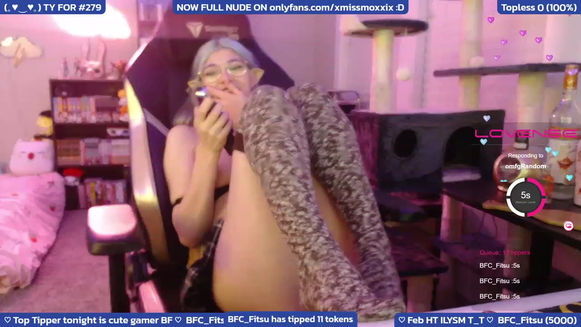 Gallery image thumbnail from XMissMoxxiX's myfreecams stream on, 02/18/2023, 06:53 image 15 of 20