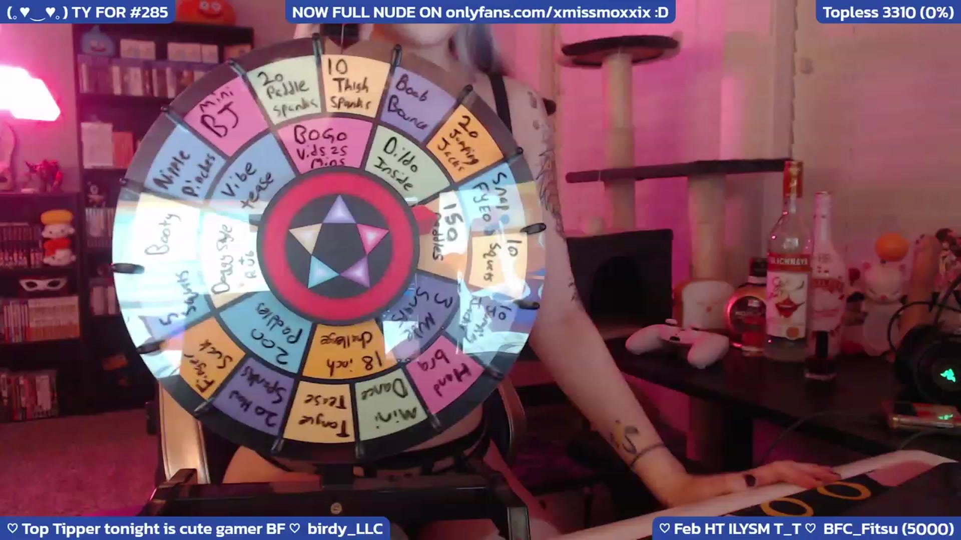 Gallery image thumbnail from XMissMoxxiX's myfreecams stream on, 02/20/2023, 04:21 image 11 of 20