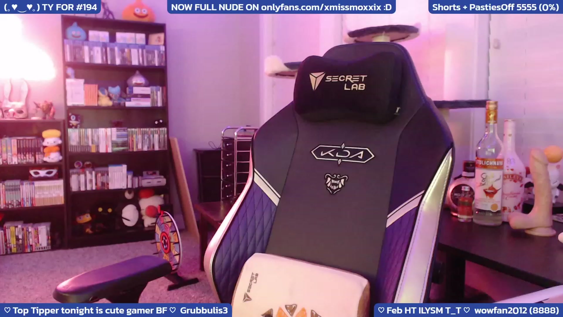 Gallery image thumbnail from XMissMoxxiX's myfreecams stream on, 02/27/2023, 05:23 image 9 of 20