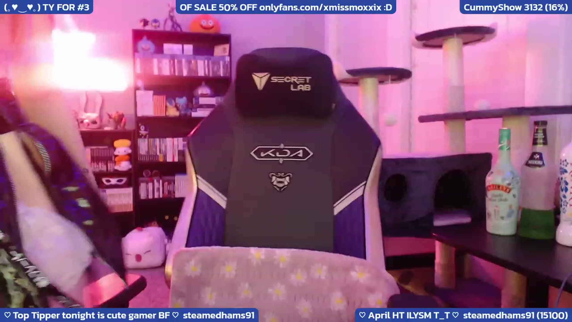 Gallery image thumbnail from XMissMoxxiX's myfreecams stream on, 04/02/2023, 05:38 image 9 of 20