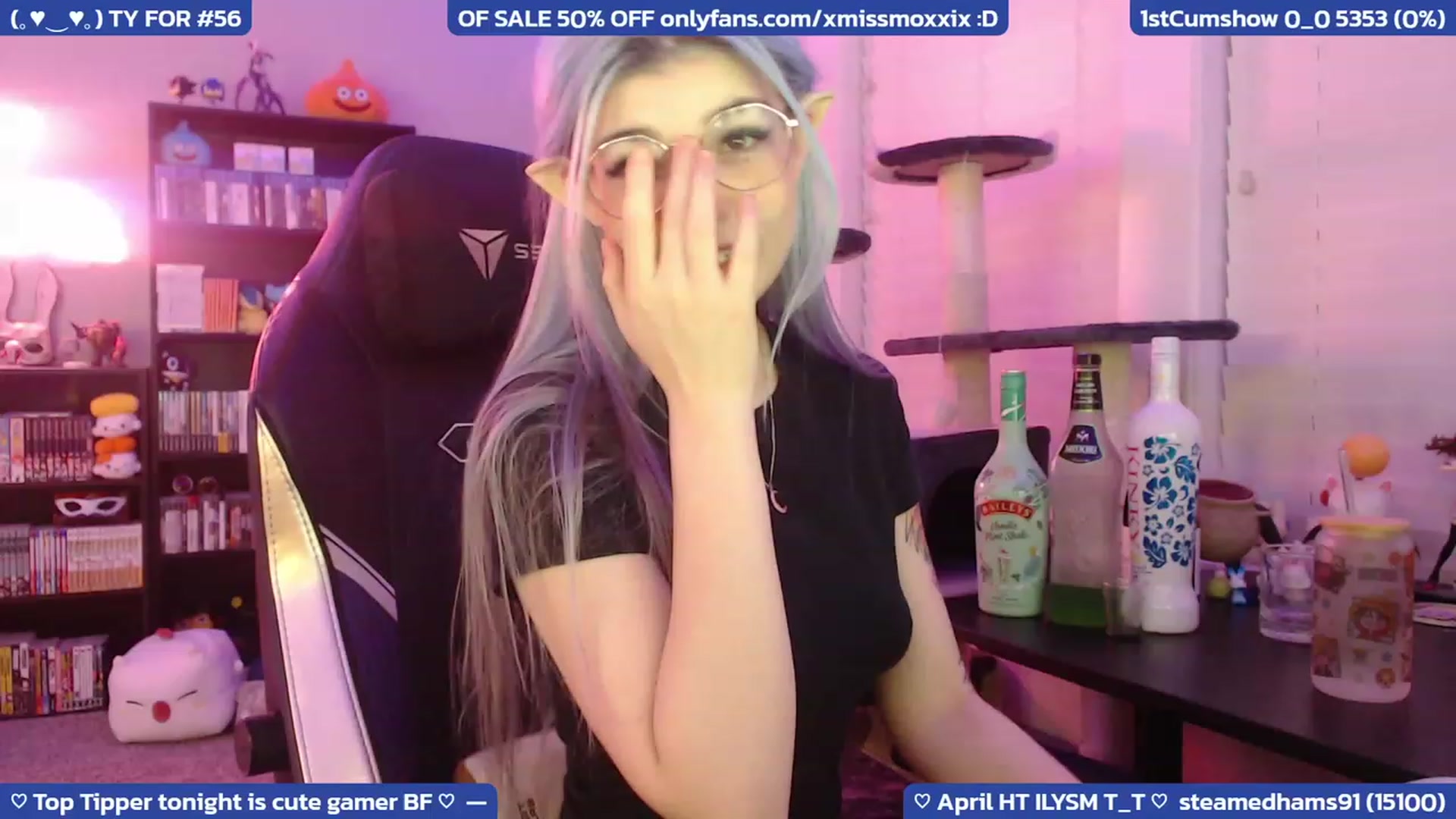 Gallery image thumbnail from XMissMoxxiX's myfreecams stream on, 04/16/2023, 04:35 image 1 of 20