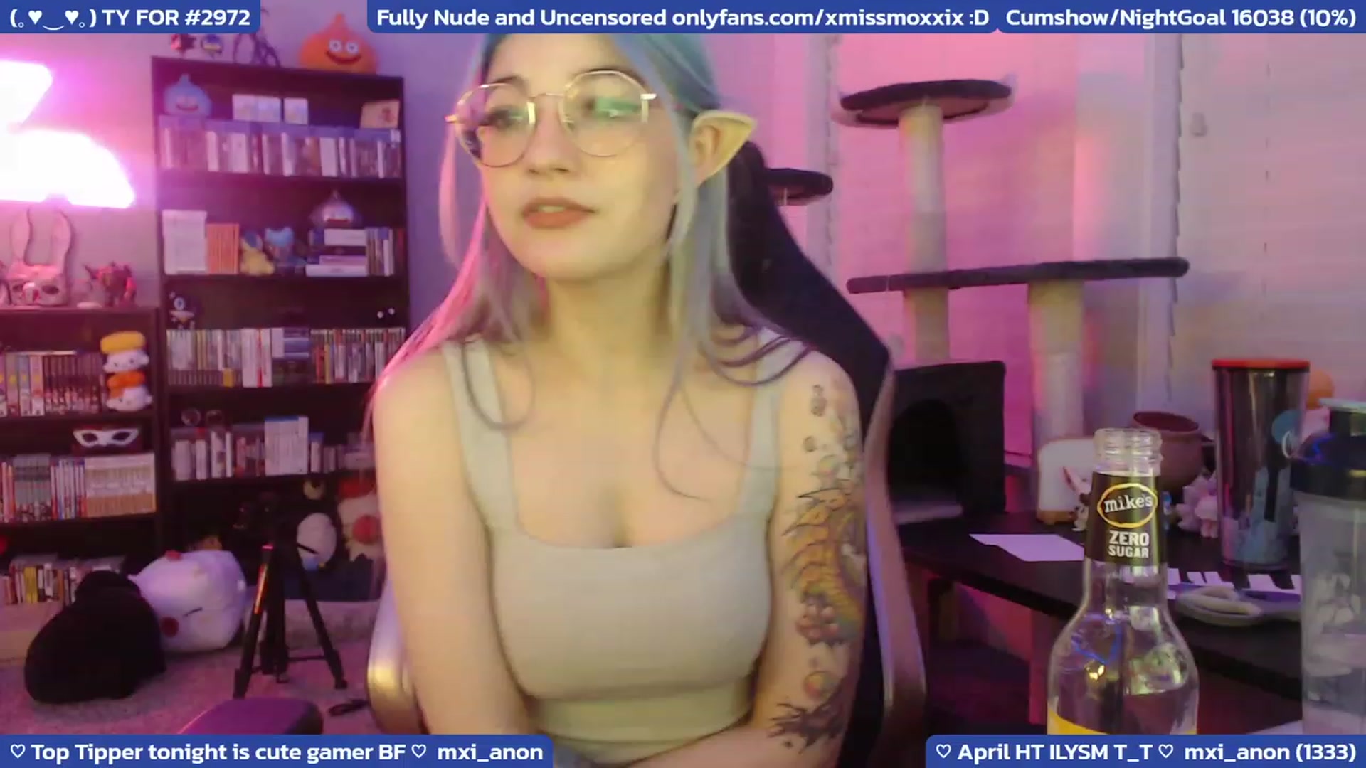 Gallery image thumbnail from XMissMoxxiX's myfreecams stream on, 05/06/2023, 04:26 image 16 of 20