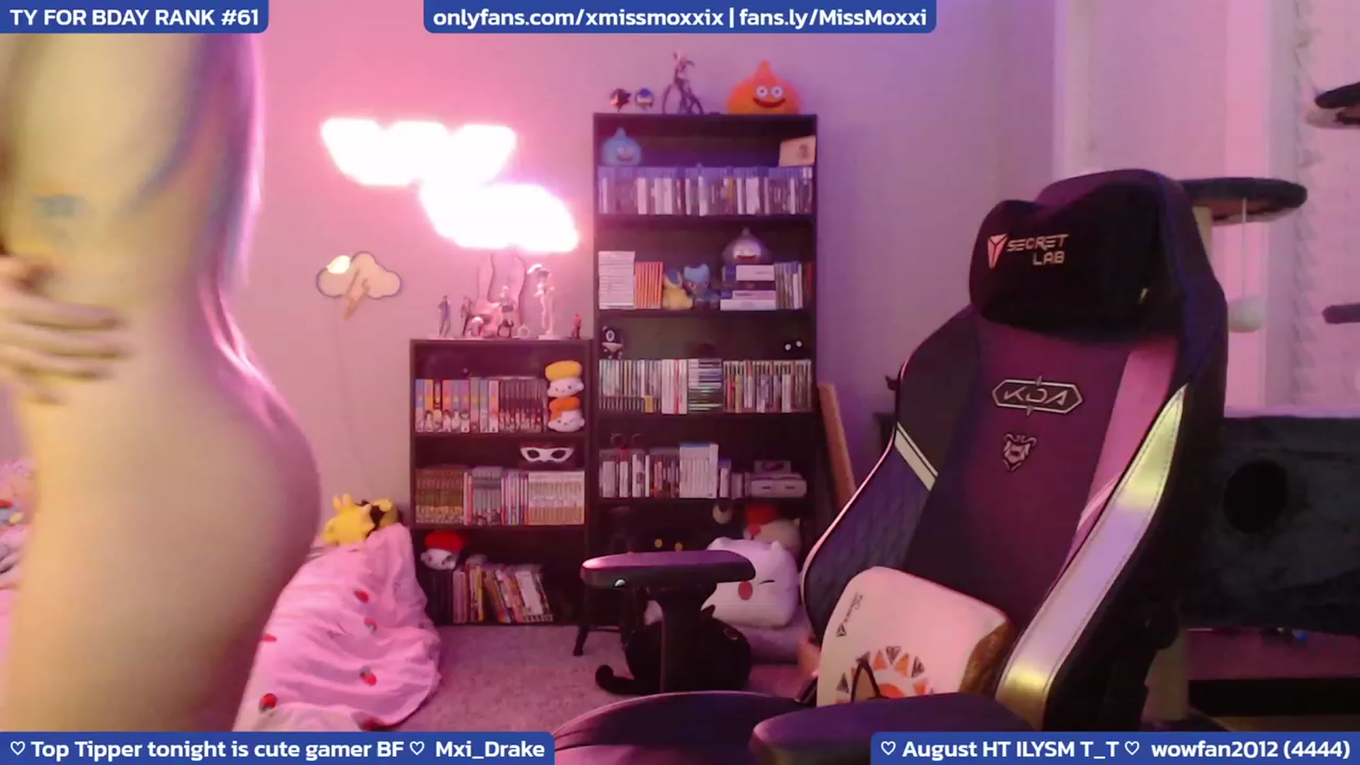 Gallery image thumbnail from XMissMoxxiX's myfreecams stream on, 08/04/2023, 05:31 image 5 of 20