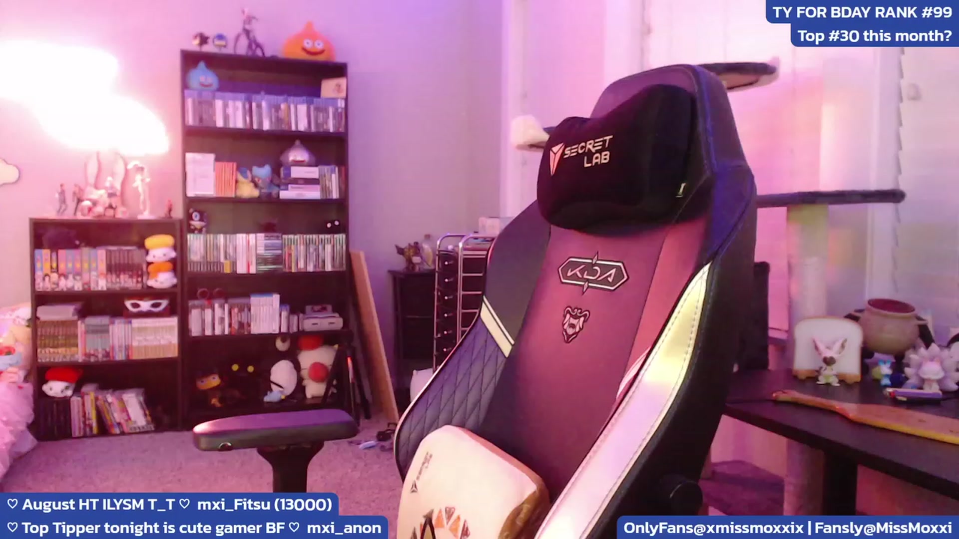 Gallery image thumbnail from XMissMoxxiX's myfreecams stream on, 08/17/2023, 04:52 image 11 of 20