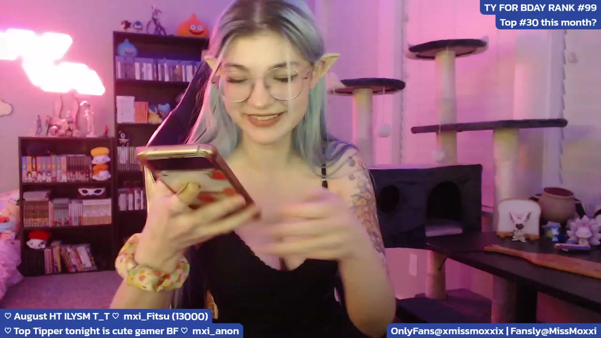 Gallery image thumbnail from XMissMoxxiX's myfreecams stream on, 08/17/2023, 04:52 image 12 of 20