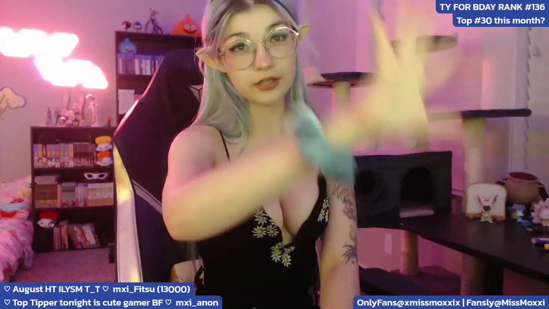 Gallery image thumbnail from XMissMoxxiX's myfreecams stream on, 08/24/2023, 03:40 image 12 of 20