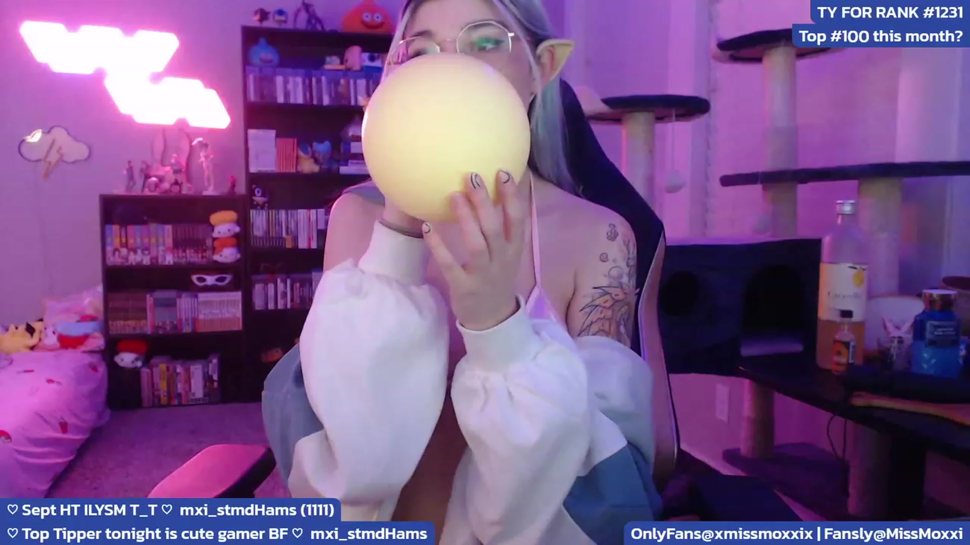 Gallery image thumbnail from XMissMoxxiX's myfreecams stream on, 09/10/2023, 03:16 image 20 of 20