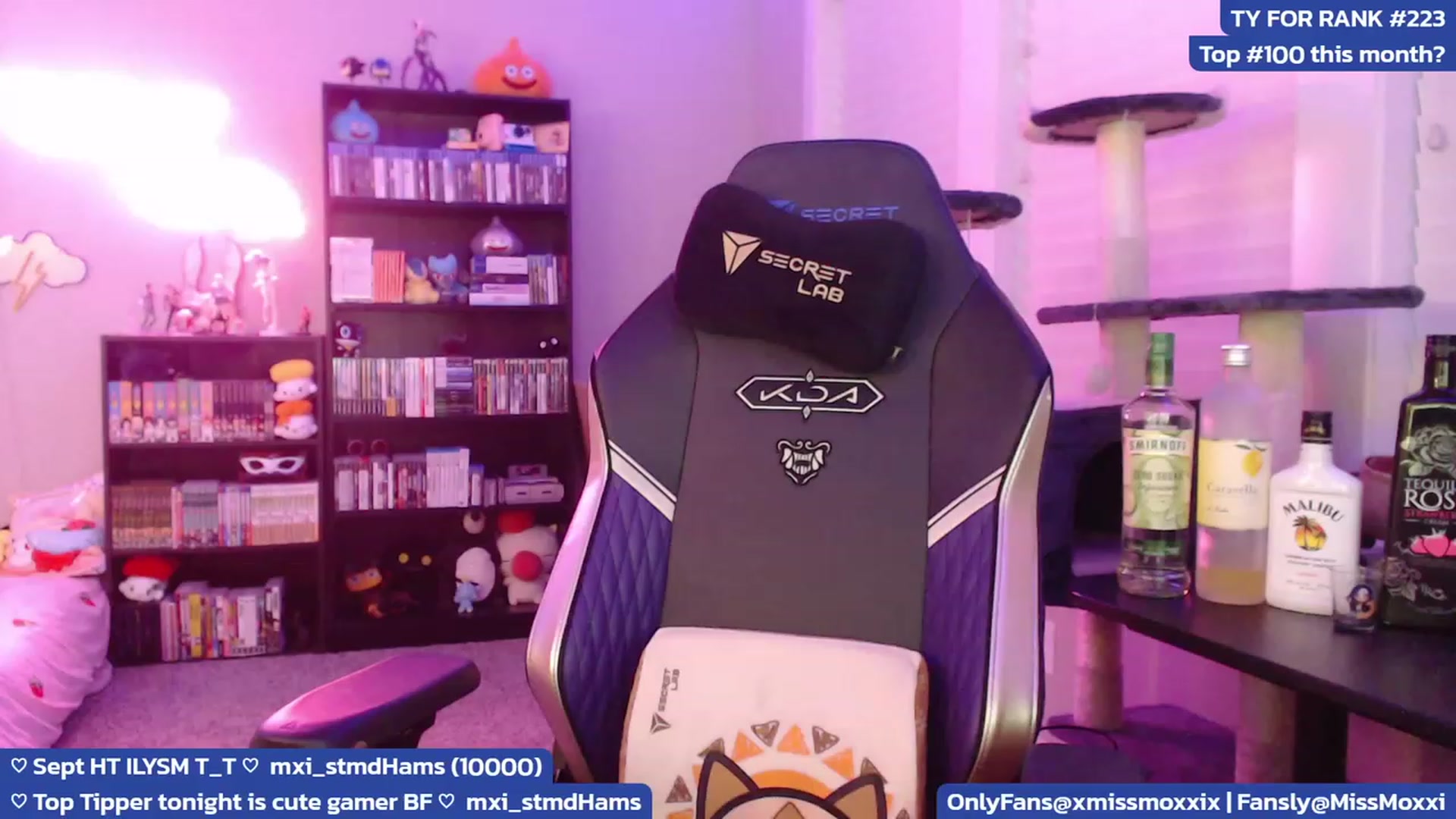 Gallery image thumbnail from XMissMoxxiX's myfreecams stream on, 09/16/2023, 02:56 image 13 of 20