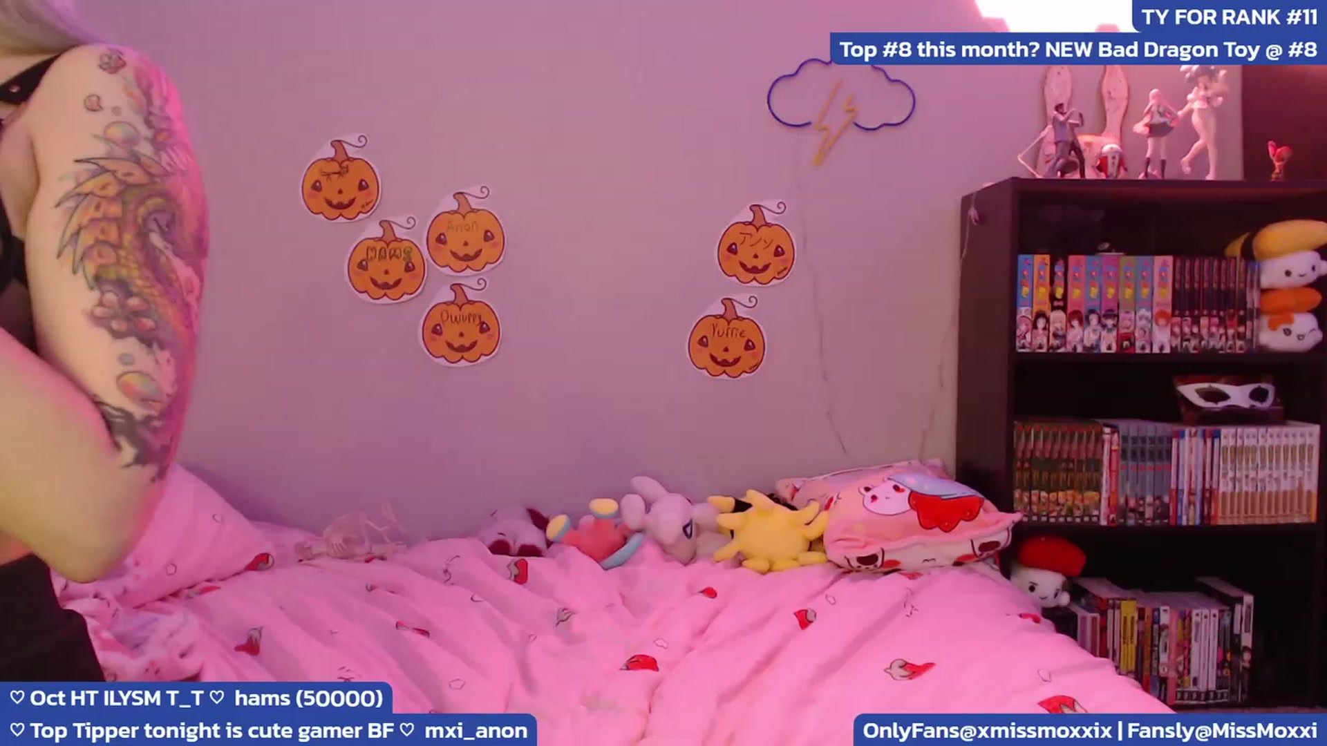 Gallery image thumbnail from XMissMoxxiX's myfreecams stream on, 10/03/2023, 05:30 image 6 of 20