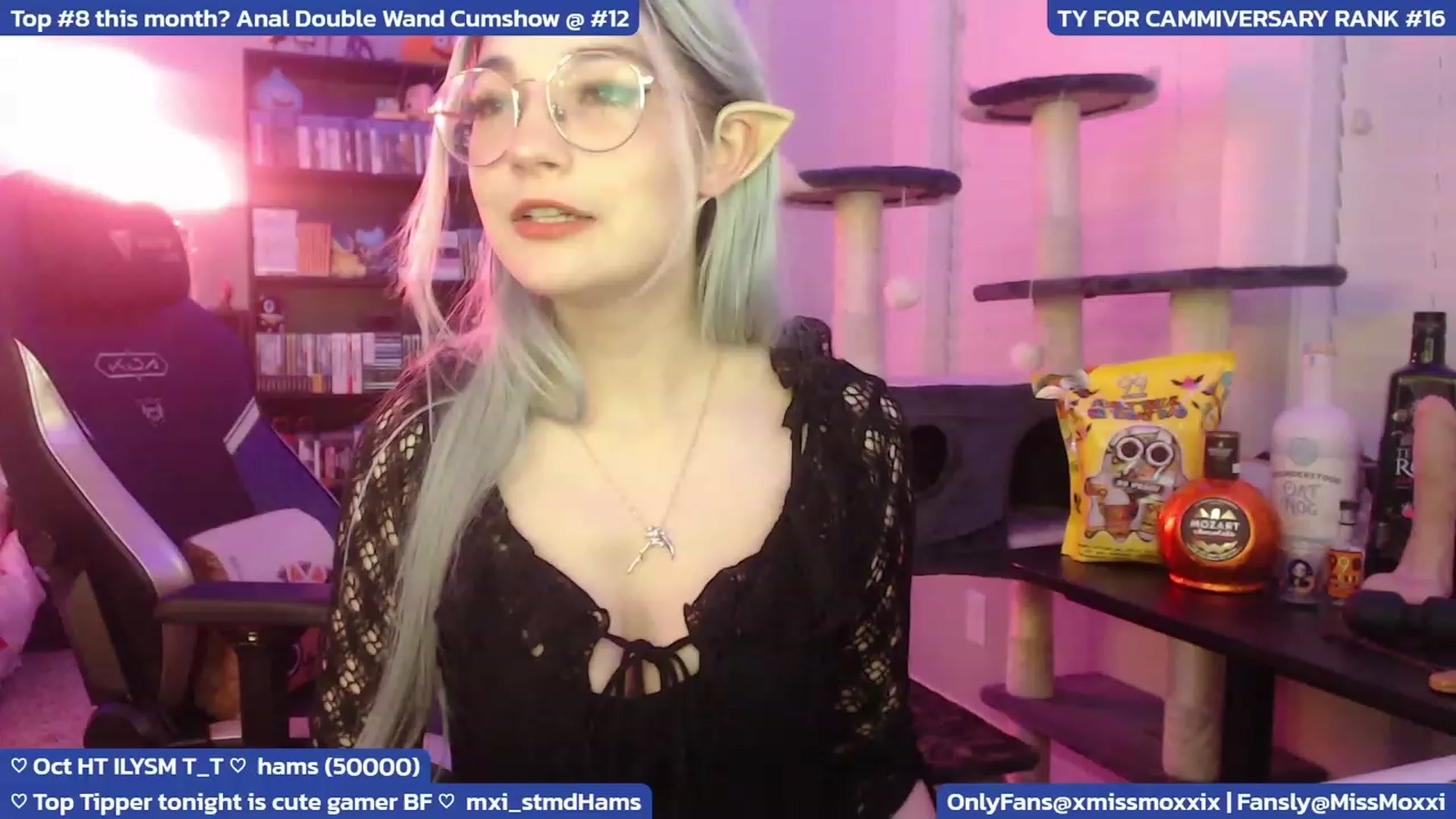 Gallery image thumbnail from XMissMoxxiX's myfreecams stream on, 10/07/2023, 03:03 image 3 of 20