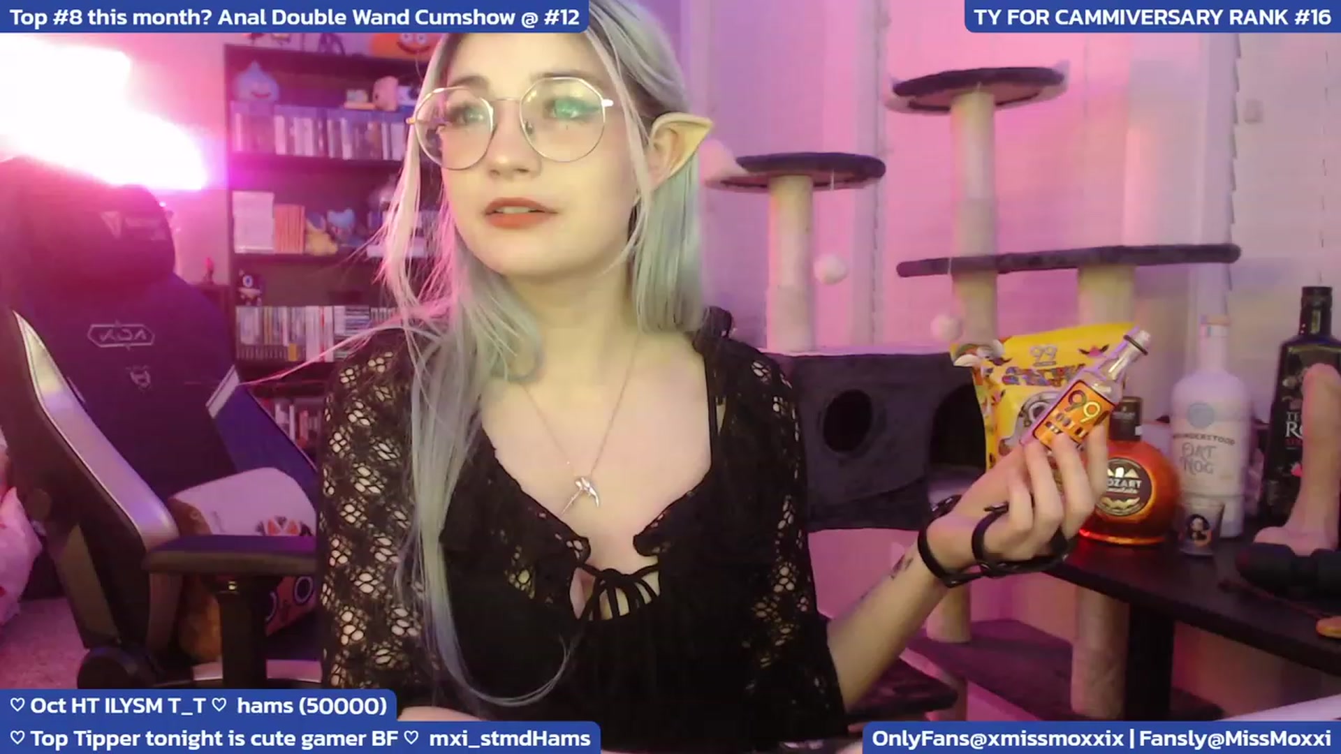 Gallery image thumbnail from XMissMoxxiX's myfreecams stream on, 10/07/2023, 03:03 image 2 of 20