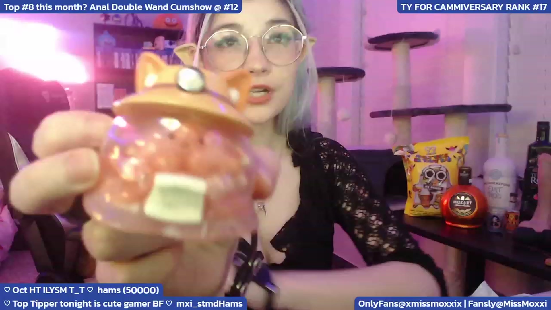 Gallery image thumbnail from XMissMoxxiX's myfreecams stream on, 10/07/2023, 03:03 image 10 of 20