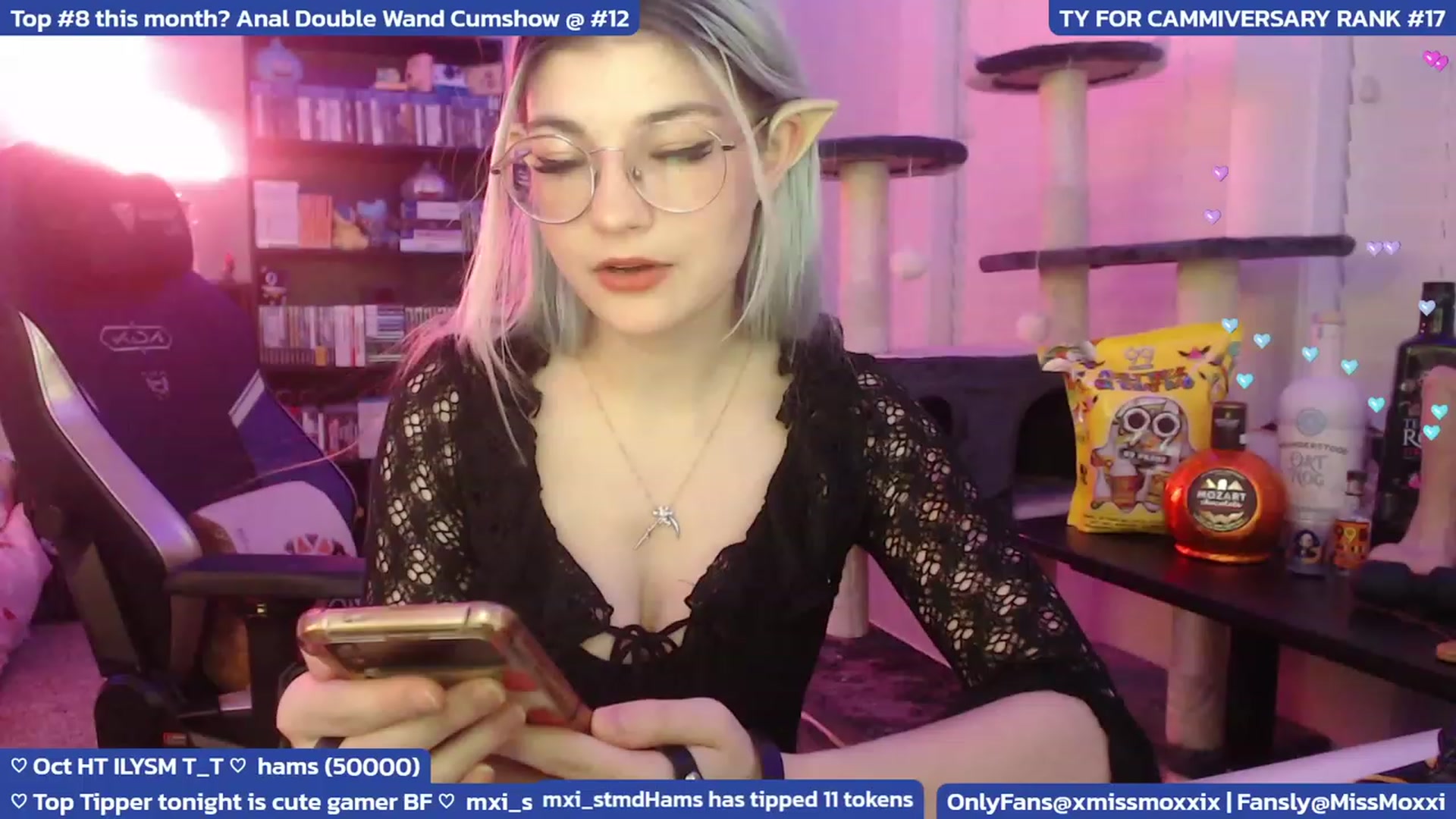 Gallery image thumbnail from XMissMoxxiX's myfreecams stream on, 10/07/2023, 03:03 image 7 of 20