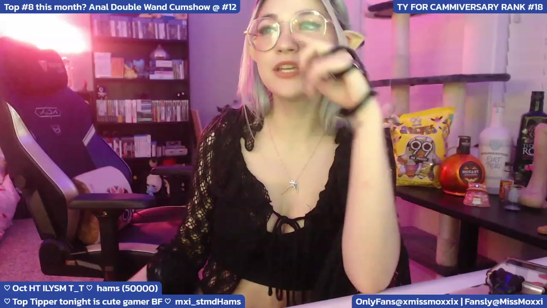Gallery image thumbnail from XMissMoxxiX's myfreecams stream on, 10/07/2023, 03:18 image 5 of 20