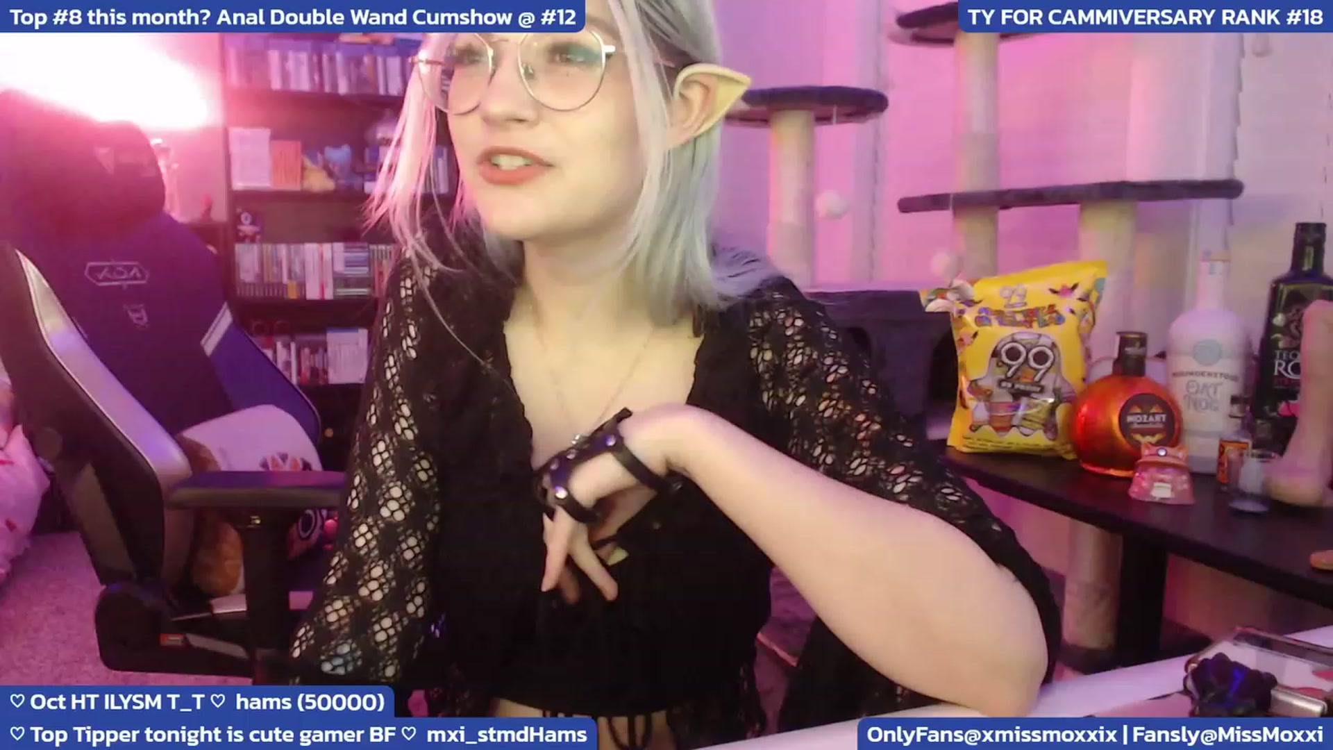 Gallery image thumbnail from XMissMoxxiX's myfreecams stream on, 10/07/2023, 03:18 image 2 of 20