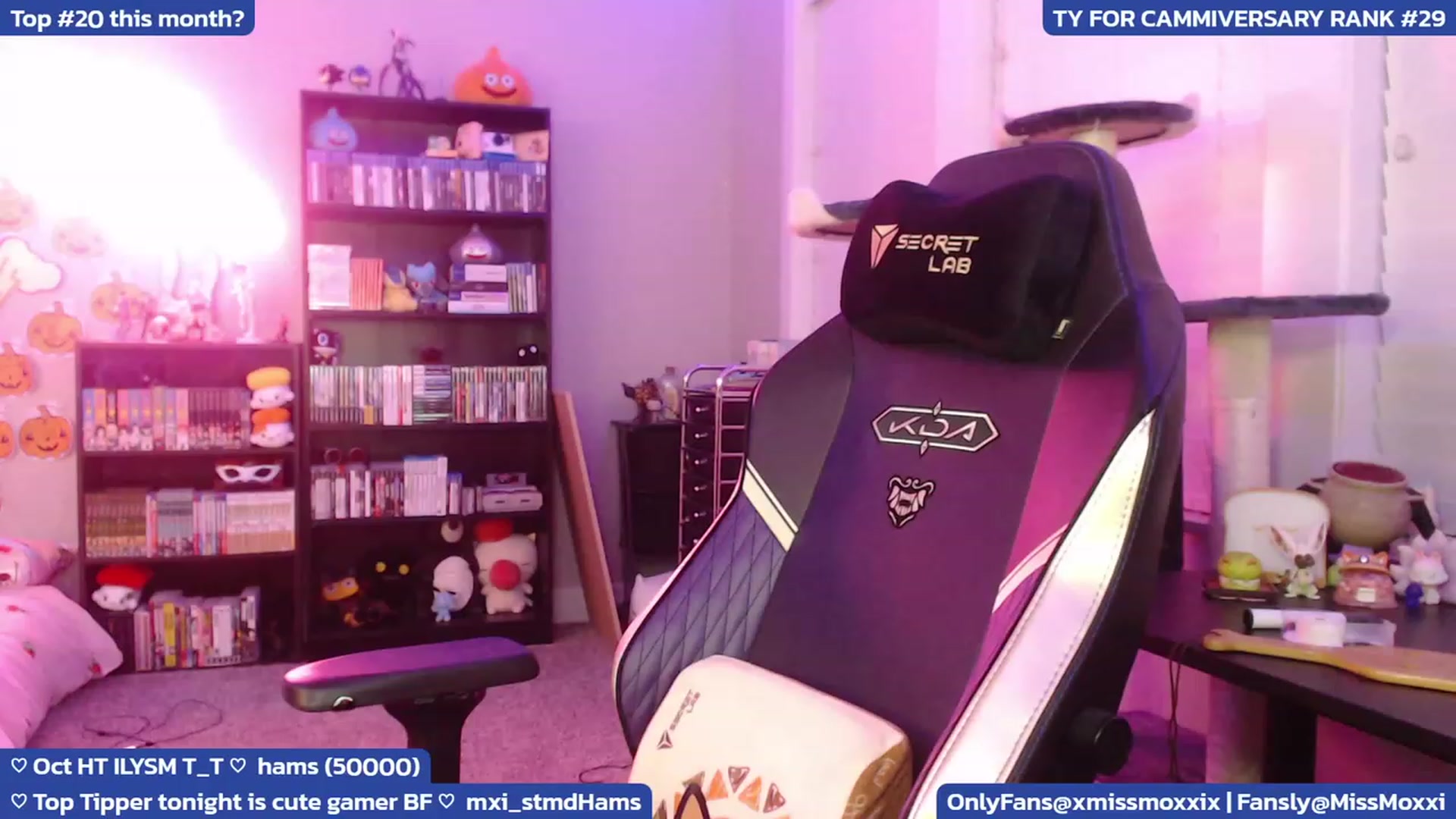 Gallery image thumbnail from XMissMoxxiX's myfreecams stream on, 10/21/2023, 05:25 image 1 of 20