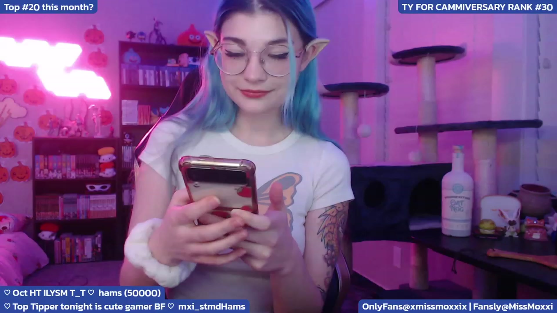 Gallery image thumbnail from XMissMoxxiX's myfreecams stream on, 10/25/2023, 05:07 image 5 of 20