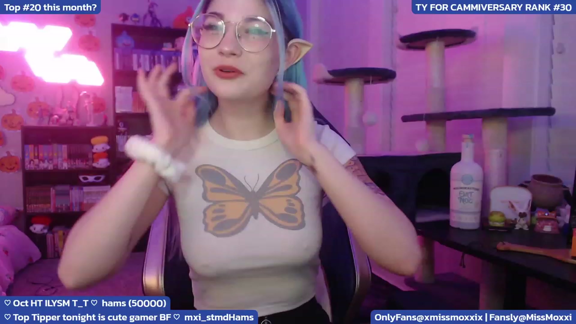Gallery image thumbnail from XMissMoxxiX's myfreecams stream on, 10/25/2023, 05:07 image 2 of 20