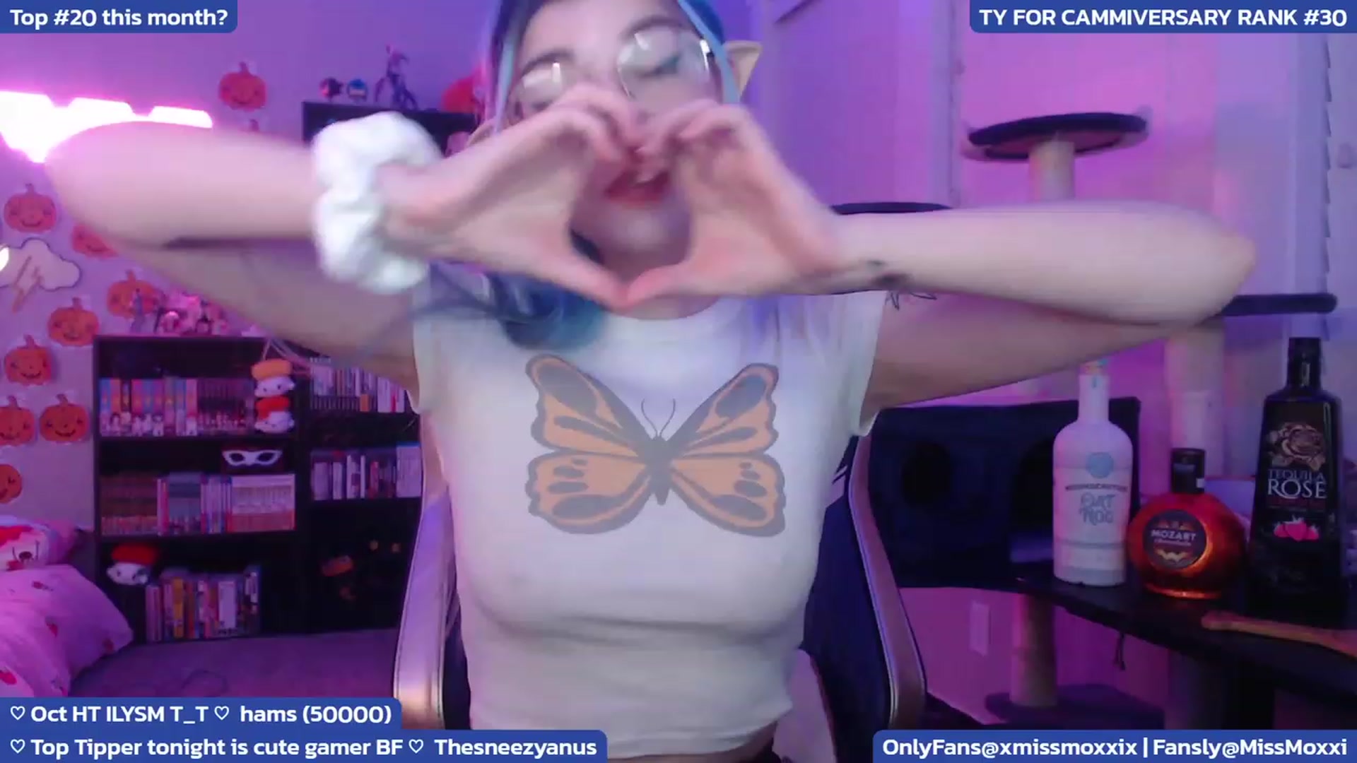 Gallery image thumbnail from XMissMoxxiX's myfreecams stream on, 10/25/2023, 05:07 image 8 of 20
