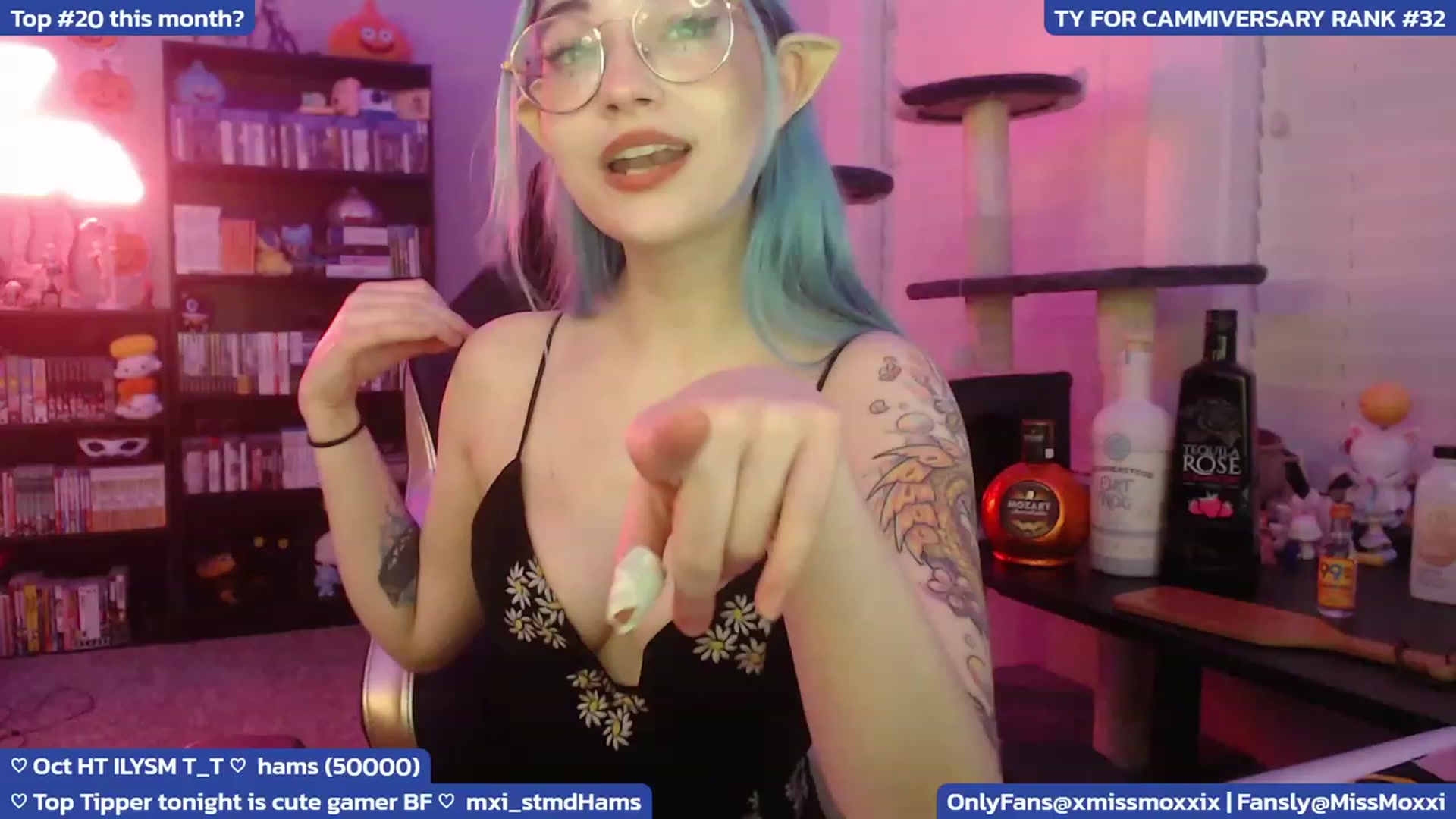 Gallery image thumbnail from XMissMoxxiX's myfreecams stream on, 10/27/2023, 03:03 image 8 of 20