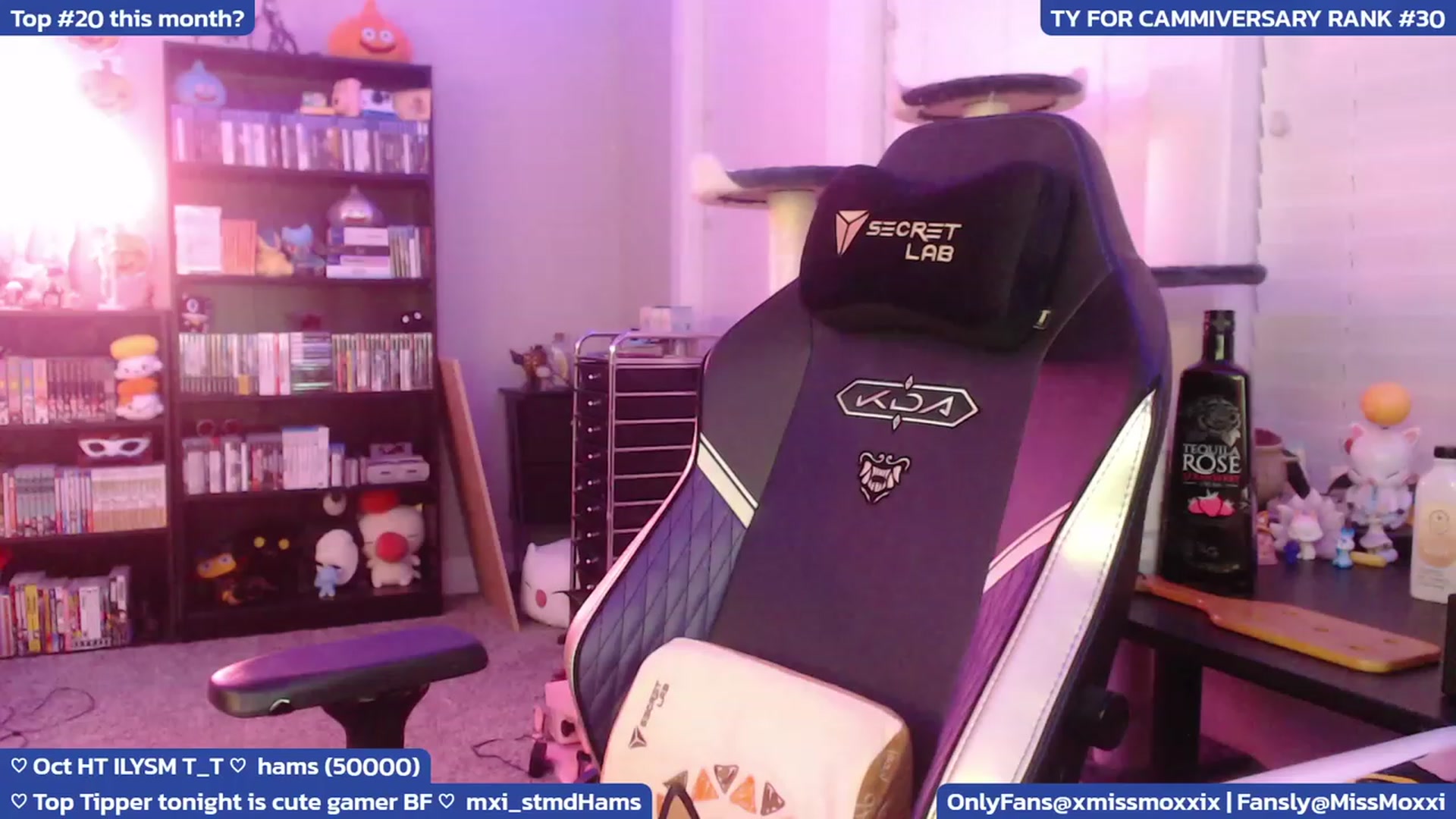 Gallery image thumbnail from XMissMoxxiX's myfreecams stream on, 10/27/2023, 04:59 image 15 of 20