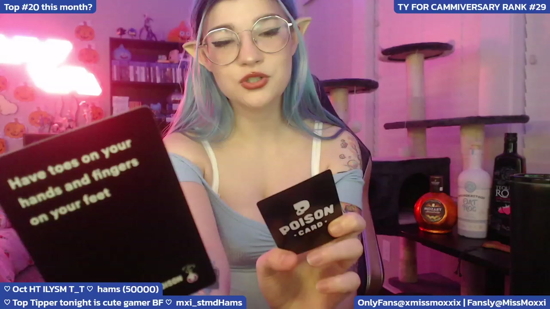 Gallery image thumbnail from XMissMoxxiX's myfreecams stream on, 10/28/2023, 02:33 image 10 of 20