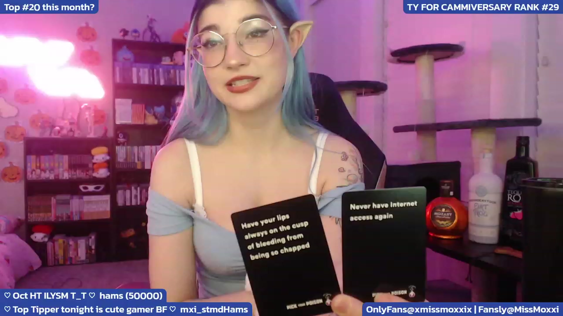 Gallery image thumbnail from XMissMoxxiX's myfreecams stream on, 10/28/2023, 02:33 image 15 of 20