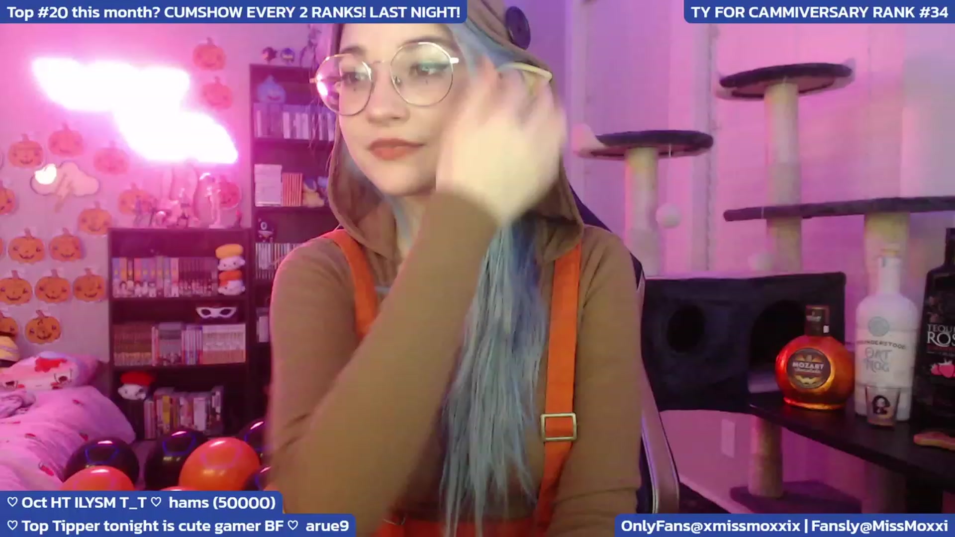 Gallery image thumbnail from XMissMoxxiX's myfreecams stream on, 11/01/2023, 03:08 image 4 of 20