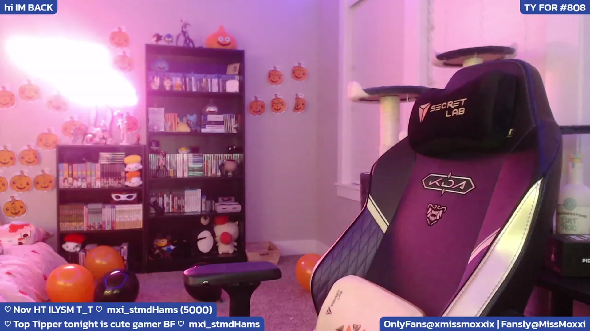 Gallery image thumbnail from XMissMoxxiX's myfreecams stream on, 11/12/2023, 06:27 image 18 of 20