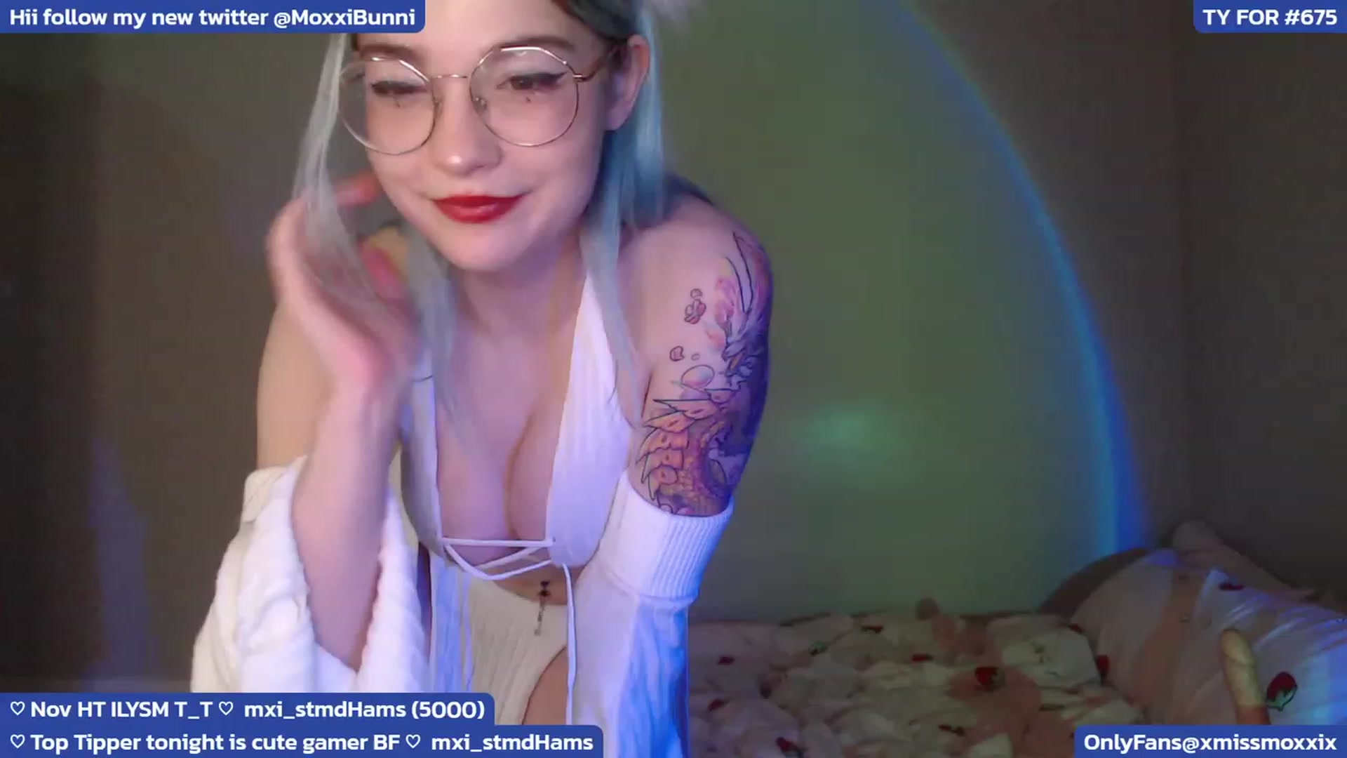 Gallery image thumbnail from XMissMoxxiX's myfreecams stream on, 11/27/2023, 02:53 image 8 of 20
