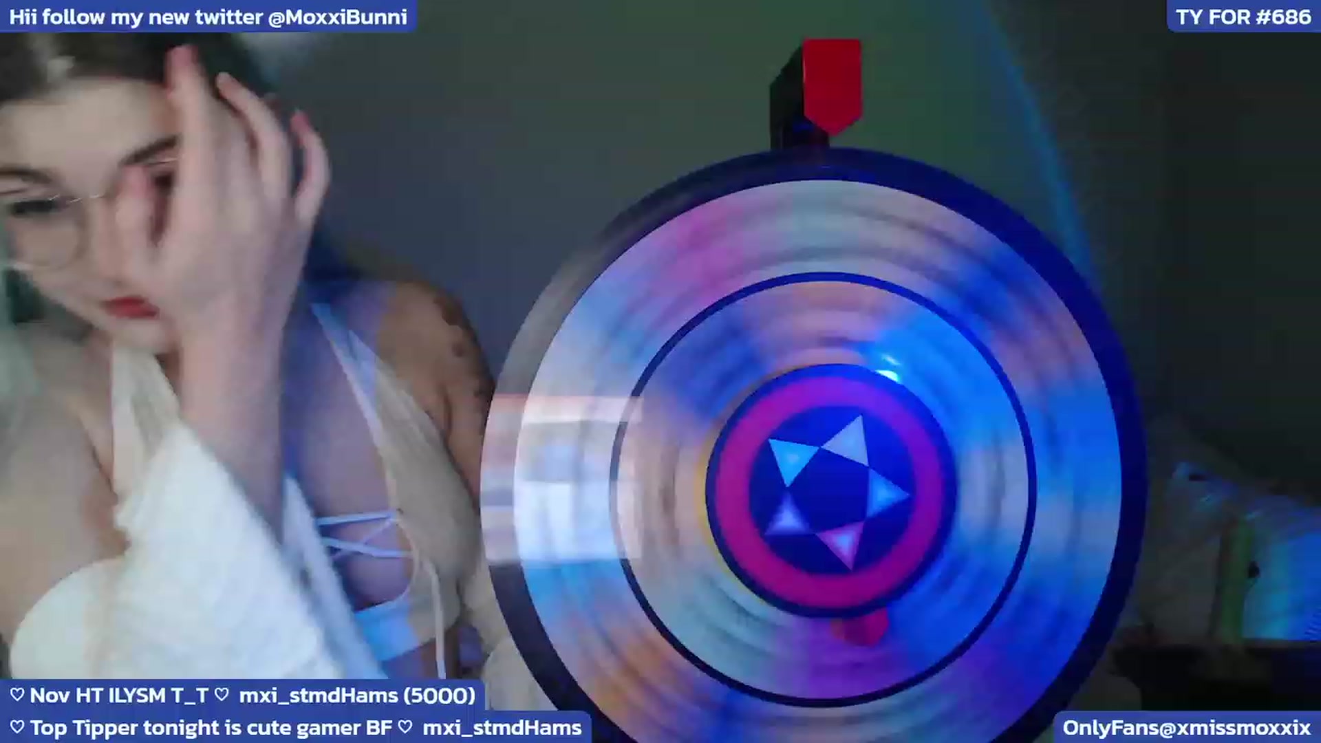 Gallery image thumbnail from XMissMoxxiX's myfreecams stream on, 11/27/2023, 02:53 image 1 of 20