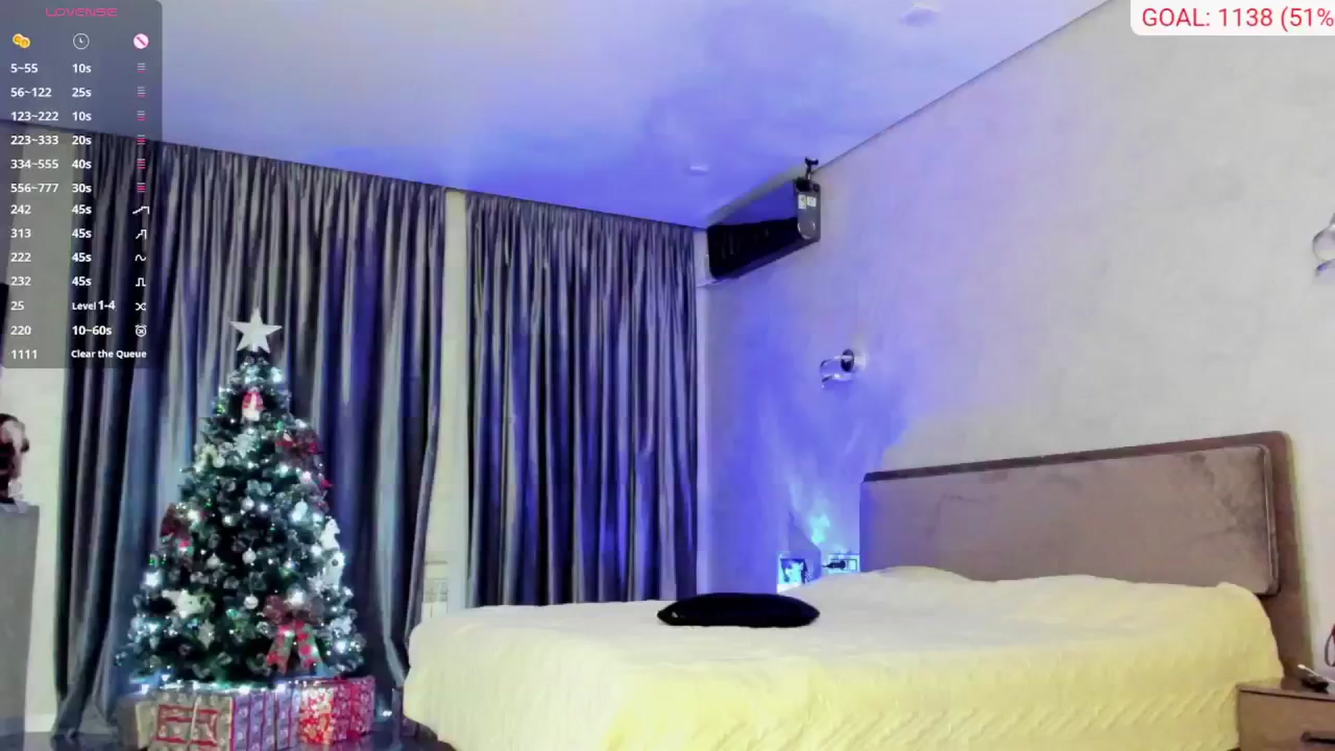 Gallery image thumbnail from XOXOKate's myfreecams stream on, 12/21/2024, 20:16 image 7 of 20